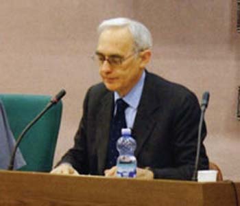 Mattei:repreensão por declarações polêmicas.