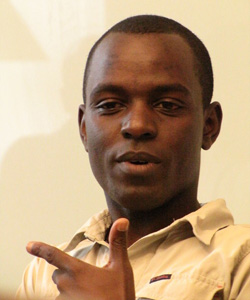 Frank Mugisha, lder da comunidade gay na Uganda.