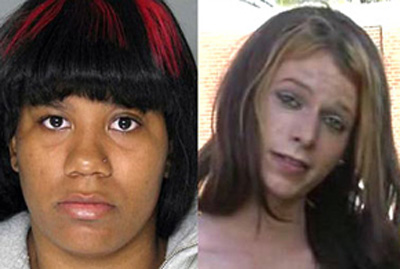 A transexual Chrissy Polis (dir) e Teonna Brown, uma de suas agressoras.