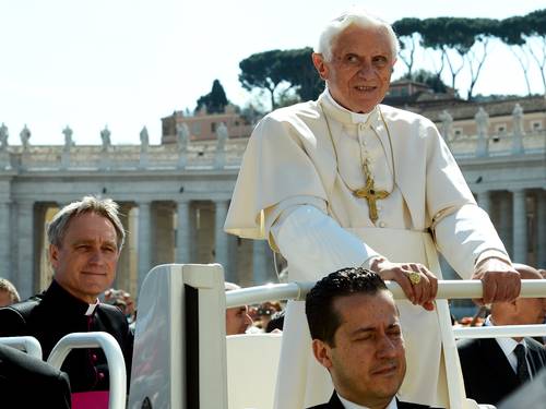 O Papa Bento XVI no Vaticano em 18 de abril de 2012