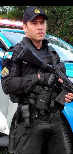 Foto 127 da galeria fardados