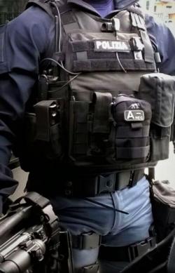 Foto 128 da galeria fardados