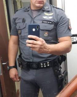 Foto 133 da galeria fardados