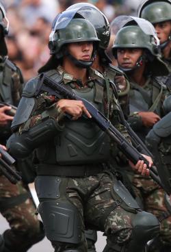 Foto 145 da galeria fardados