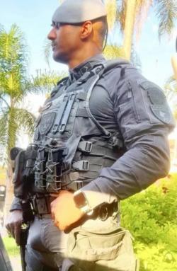 Foto 151 da galeria fardados