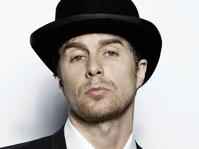 Sam Rockwell levanta reflexões sobre desejo gay em cena instigante de The White Lotus