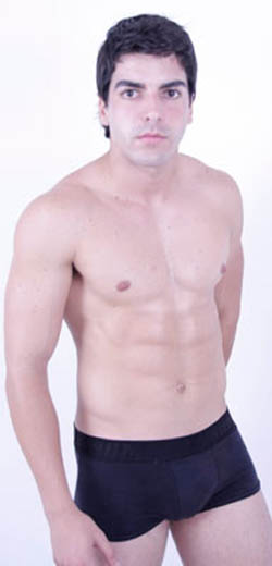 Irr�cio S�rgio, 25, empres�rio, Ilhabela