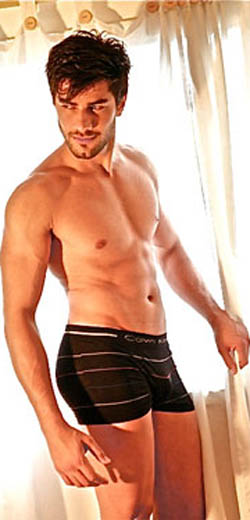 Renan Oliveira, 24, modelo, Atol Das Rocas