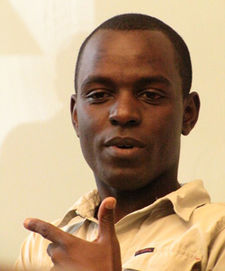 Frank Mugisha, lder da comunidade gay na Uganda.