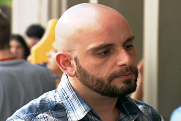 Marcos Paulo Villa reconheceu os suspeitos da agresso.