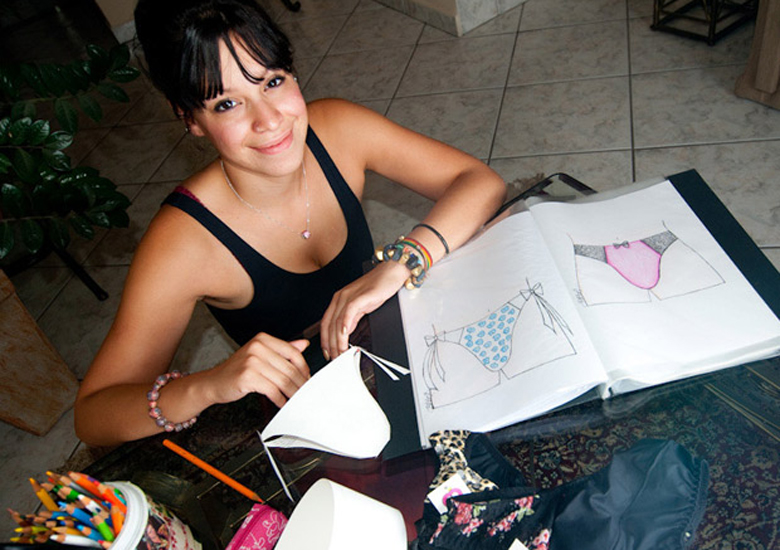 A estilista Beatriz Rouce, 21 anos, criadora das 