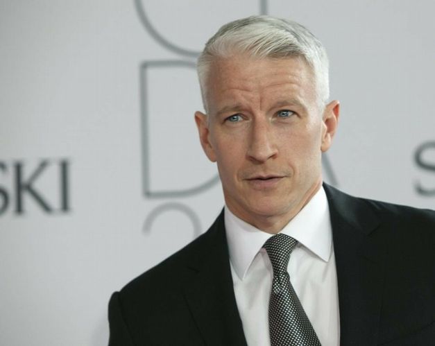 O apresentador Anderson Cooper receber o prmio Vito Russo