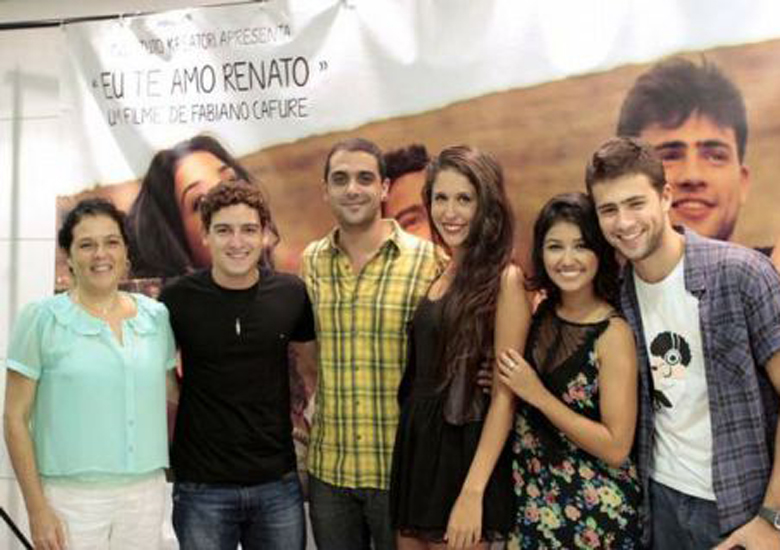 Fabiano Cafure entre o elenco de �Eu te amo Renato�