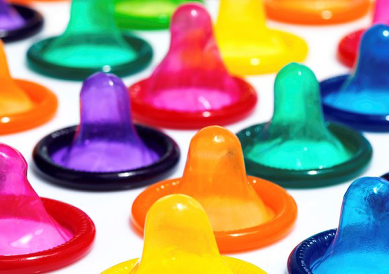 P�blico gay ganha destaque no lucrativo mercado de produtos er�ticos