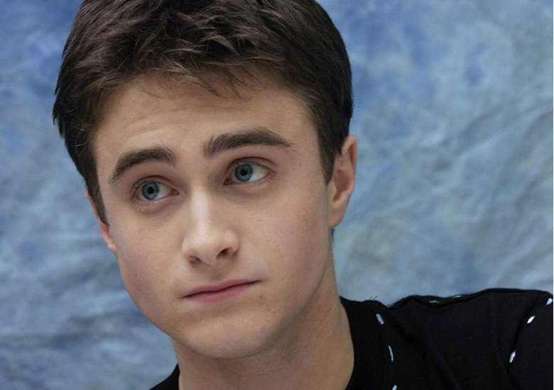 Daniel Radcliffe falou sobre cena de sexo gay em 'Kill Your Darlings'.