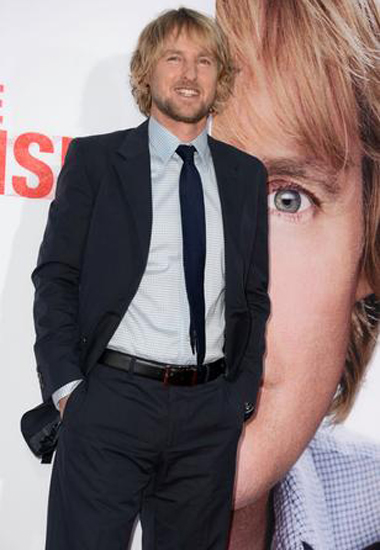 Owen Wilson: Quando Owen Wilson e seu colega Woody Harrelson viajaram juntos para o Peru, alguns paparazzi conseguiram tirar fotos dos dois tomando banho em um canal de irriga��o, usando nada al�m de cuecas boxer. A cueca molhada de Owen ganhou destaque e gerou bons frutos para a imagina��o feminina.