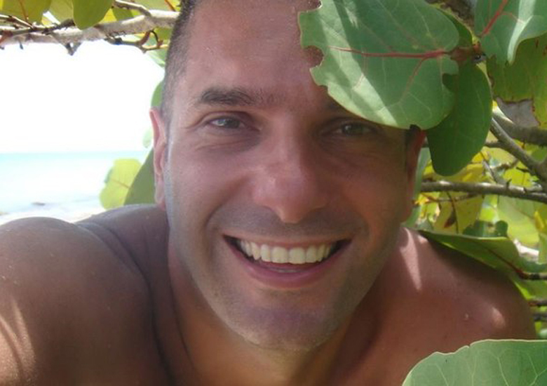 Andre soube h� 13 anos que � soropositivo. Quando descobriu, n�o conseguiu tocar o parceiro por um m�s.