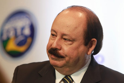 O candidadato Levy Fidelix (PRTB).