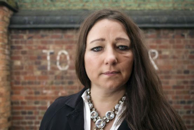 Sarah Hewitt, diretora da escola prim�ria Anderton Park, diz que �Cavalo de Troia� n�o acabou.