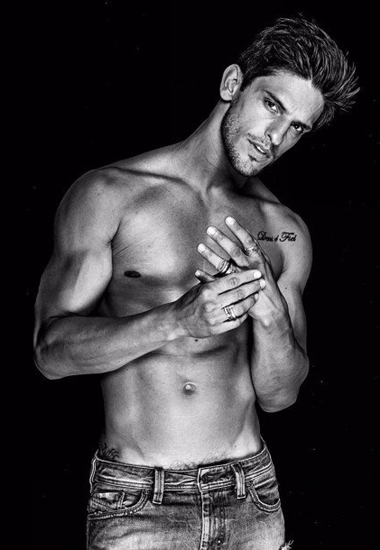 Miro Moreira