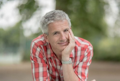 Patrick Gale, autor da s�rie gay