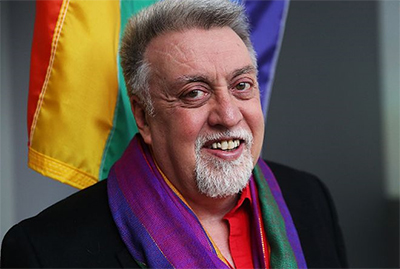 Gilbert Baker, criador da bandeira do arco-�ris.