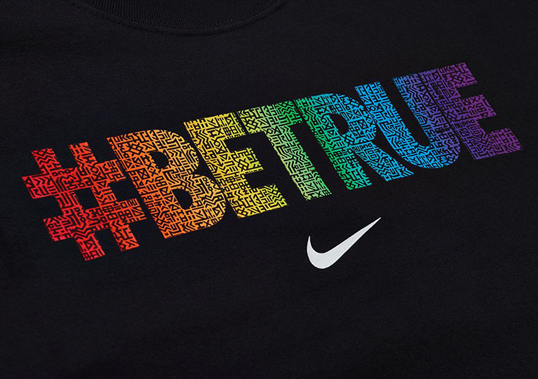 Camiseta LGBT Nike.
