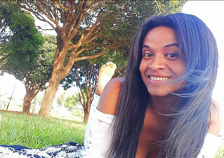 Apesar das agress�es, Nathalha tenta seguir a vida, mas luta pela responsabiliza��o do culpado.