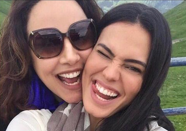 Ana Carolina e a namorada Leticia Lima