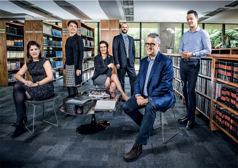 Advogados do TozziniFreire: equipe de discuss�o LGBT