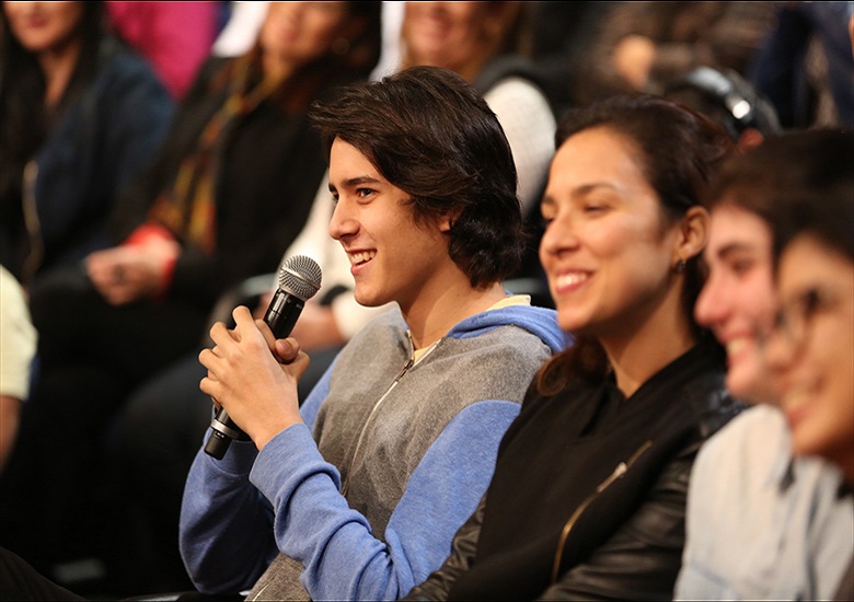 O parceiro, Fernando Siqueira, participou da plateia do 'Conversa'.