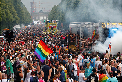 Parada do Orgulho LGBT anual de Berlim, na Alemanha, em 22 de julho de 2017.