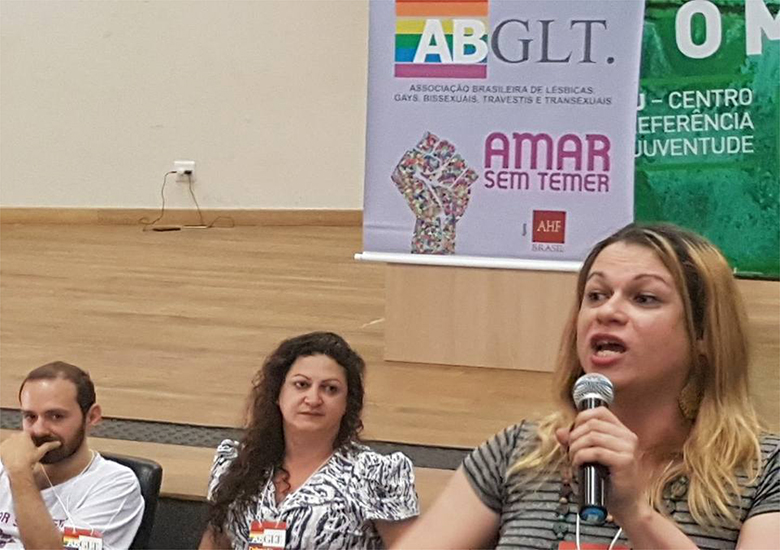 Symmy Larrat � secret�ria LGBT da dire��o nacional do Partido dos Trabalhadores.