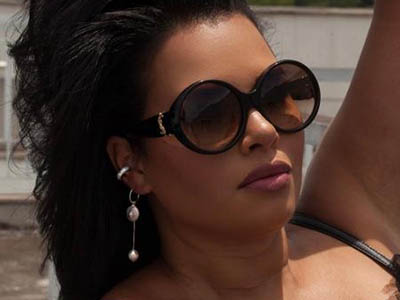 Ex-BBB Ariadna Arantes faz ensaio sensual 10 anos após ser capa da Playboy