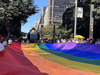 Parada LGBT: qual foi a primeira e sua origem