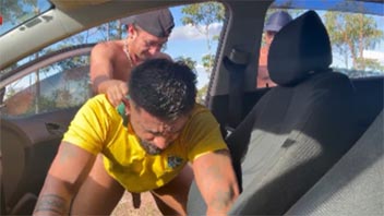Dando no carro ap�s o jogo